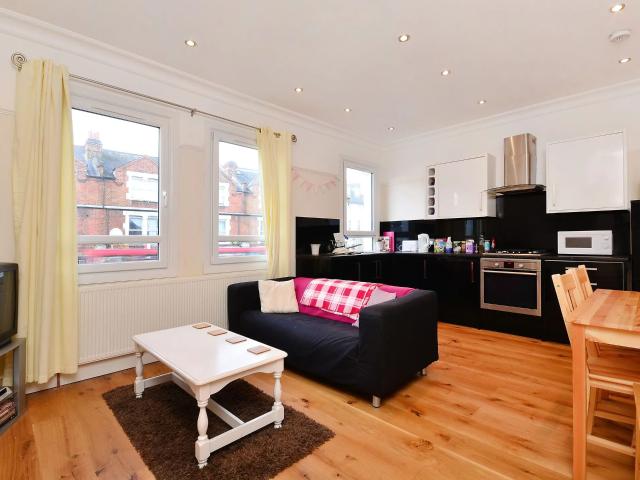 Apartment at Merton Road, Greater London