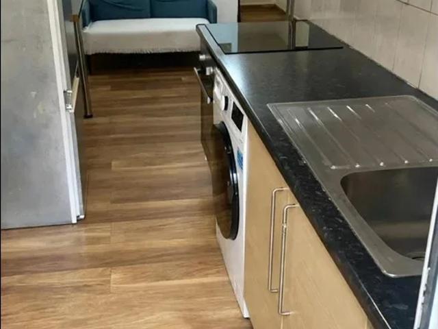 Apartment at Mitcham Road, Greater London