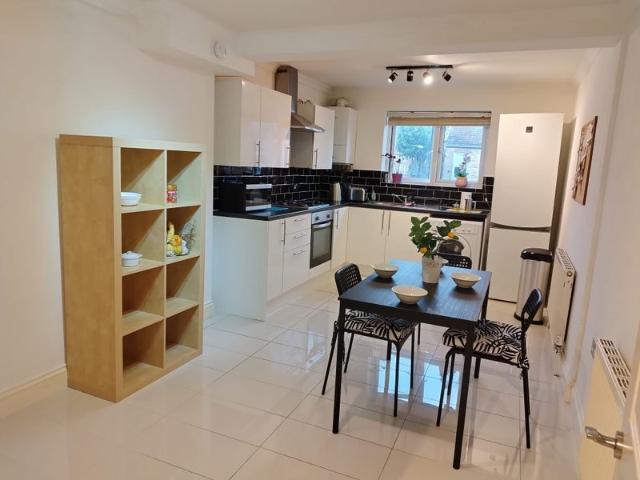 Apartment at Mitcham Road, Greater London