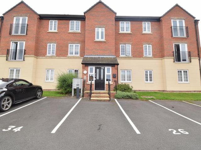 Apartment at Micklewait Avenue, Wakefield