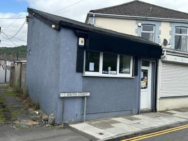 Apartment at Middle Street, Pontypridd