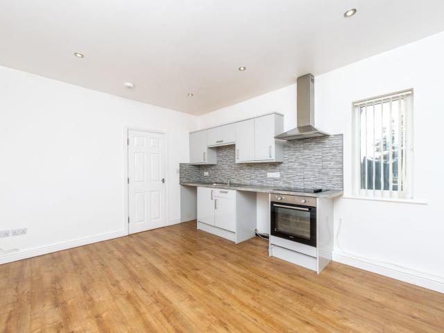 Apartment at Middleton Park Circus, Leeds