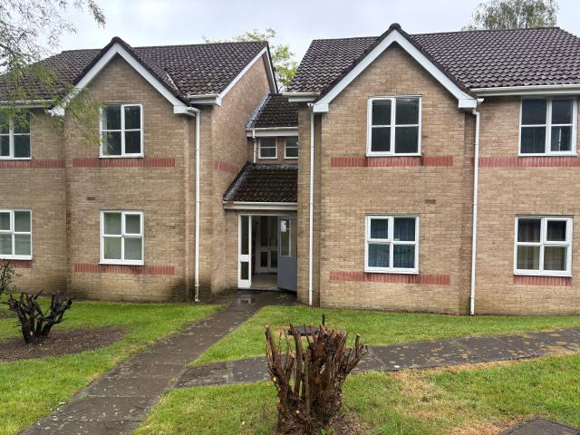 Apartment at Midland Place, Tregof