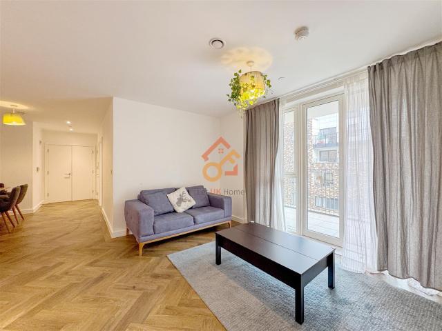 Apartment at Granville Road, Greater London