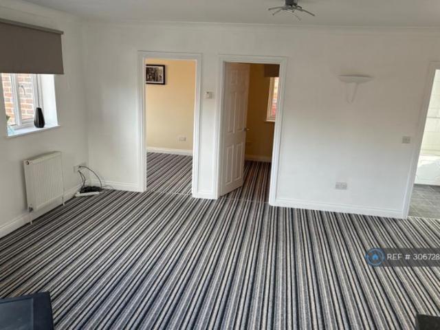 Apartment at Mill Lane, Newbury