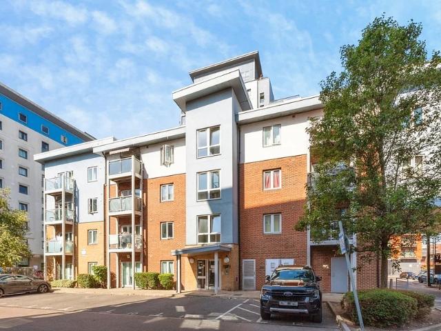 Apartment at Mill Street, Slough