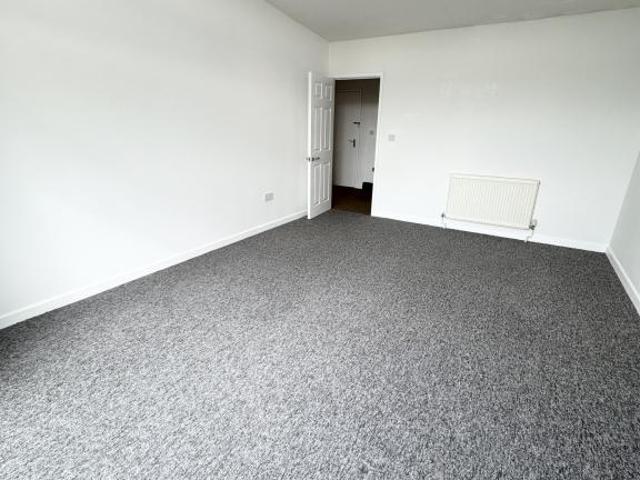 Apartment at Millbrook Road West, Southampton