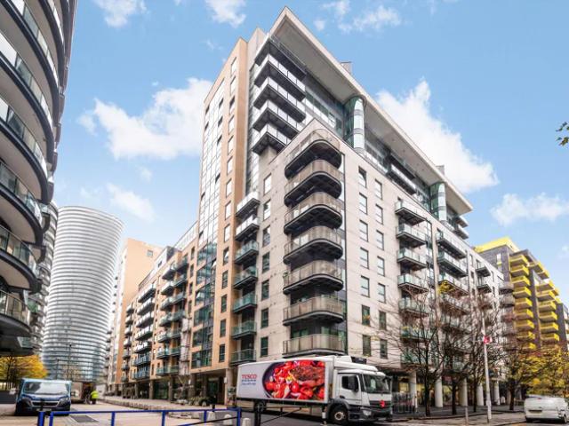 Apartment at Millharbour, Greater London