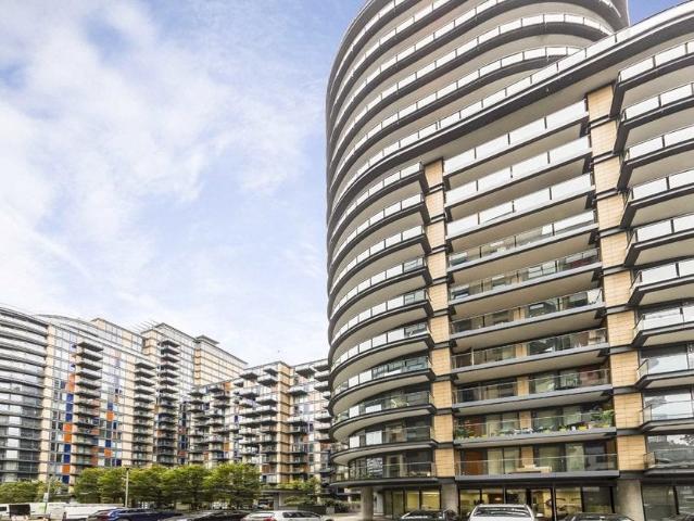 Apartment at Millharbour, Greater London