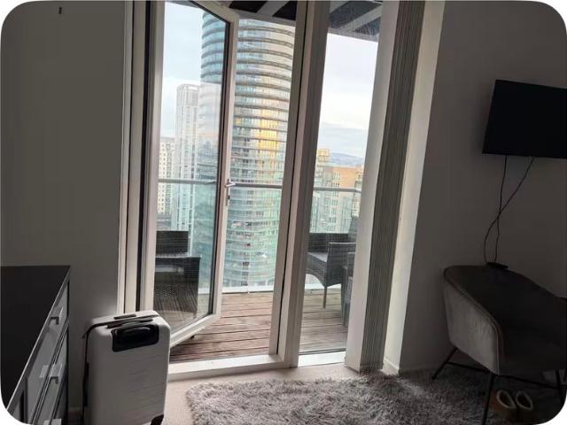 Apartment at Millharbour, Greater London