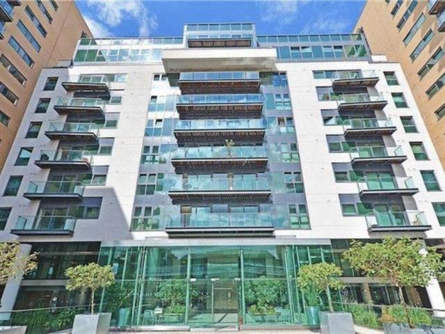Apartment at Millharbour, Greater London