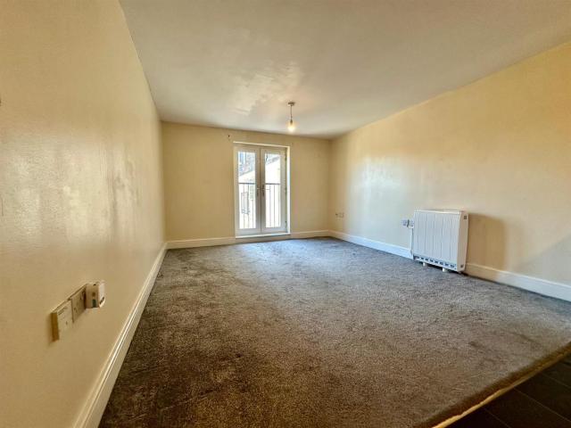 Apartment at Mina Road, Bristol