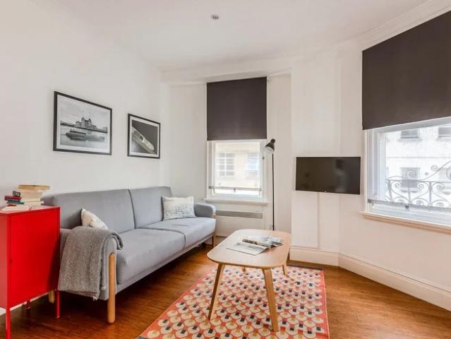 Apartment at Minories, City of London