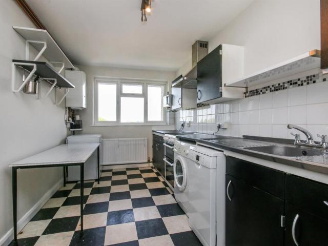 Apartment at Muswell Hill, Greater London