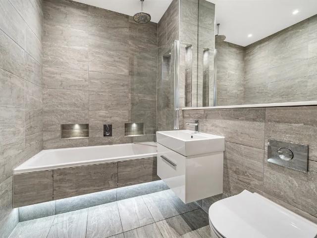Apartment at Muswell Hill, Greater London