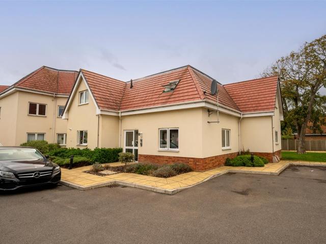 Apartment at Norflok Crescent, Havant