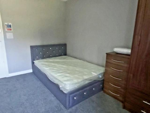 Apartment at Normandy Drive, Yate
