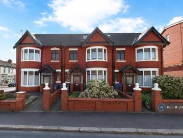 Apartment at Northumberland Avenue, Blackpool