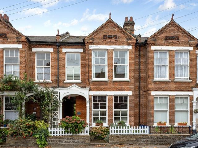 Apartment at North Avenue, Greater London