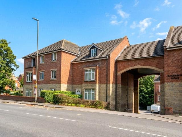 Apartment at North Baileygate, Wakefield