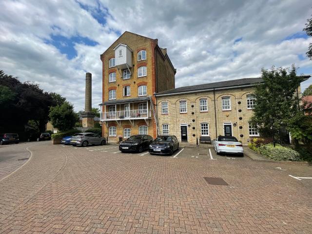 Apartment at North Road, East Hertfordshire
