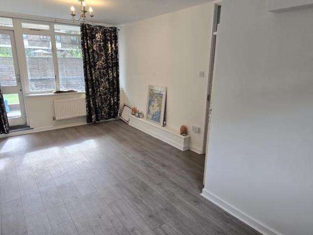 Apartment at Northampton Street, Greater London