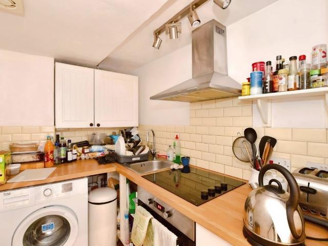 Apartment at Northgrove Road, Tunbridge Wells