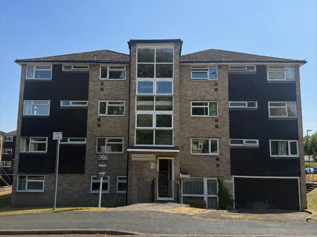 Apartment at Northlands Drive, Winchester