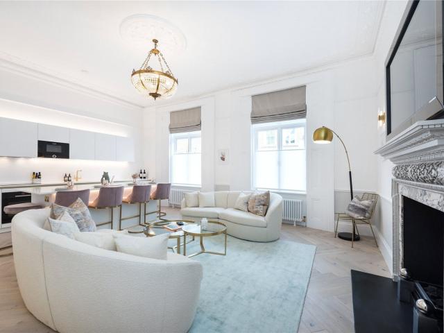Apartment at Nevern Place, Greater London