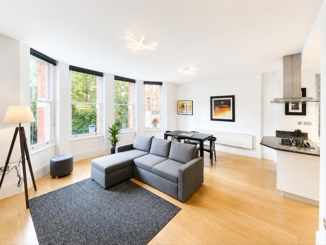 Apartment at Nevern Square, Greater London