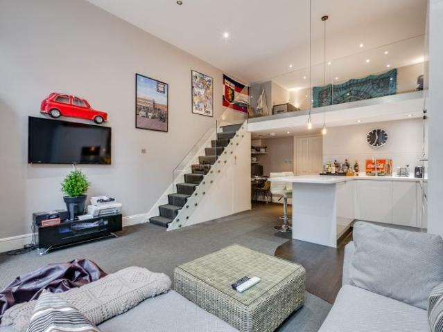 Apartment at Nevern Square, Greater London