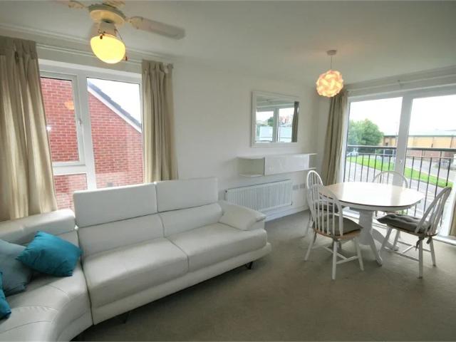 Apartment at New Cut Road, Swansea