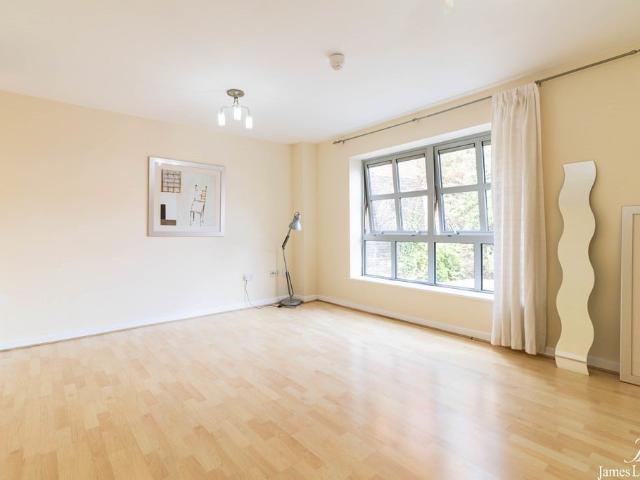 Apartment at New Hall Court, Birmingham