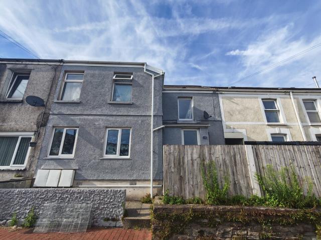 Apartment at New Road, Skewen
