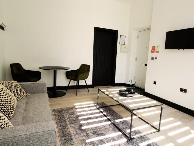 Apartment at Newark Road, Lincoln