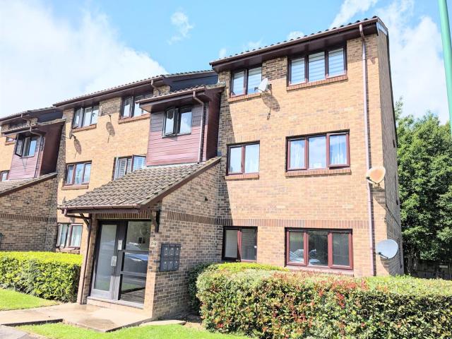 Apartment at Newbridge Close, Horsham