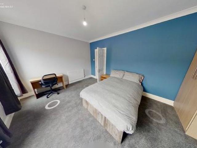 Apartment at Newland Avenue, Hull