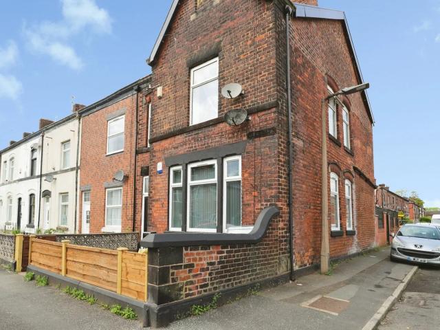 Apartment at Nelson Street, Radcliffe