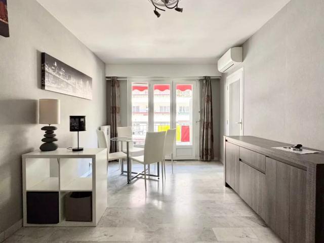 apartment at Nice Madeleine