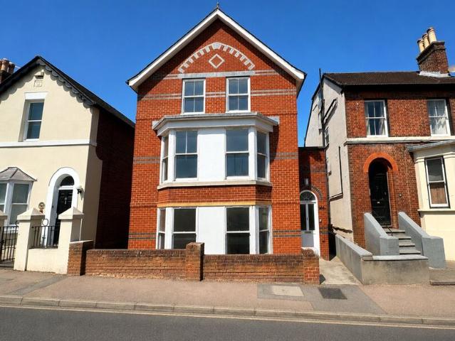 Apartment at Nunnery Fields, Canterbury