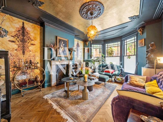 Apartment at Sotheby Road, Greater London