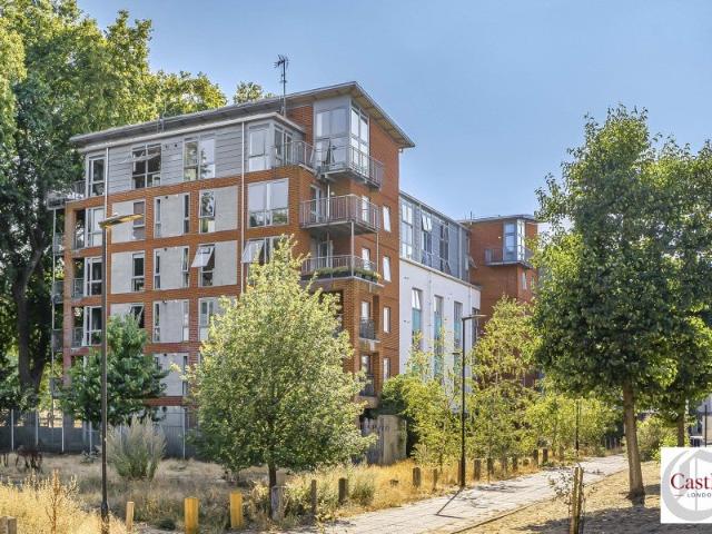 Apartment at Southwold Road, Greater London