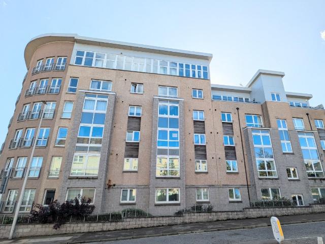 Apartment at South College Street, Aberdeen City