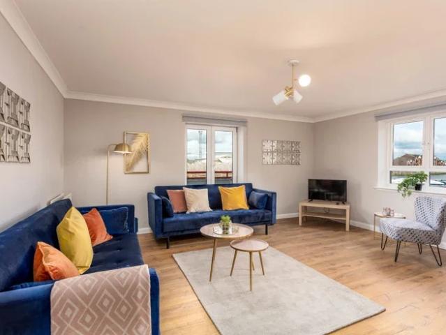 Apartment at South Harbour Street, Ayr
