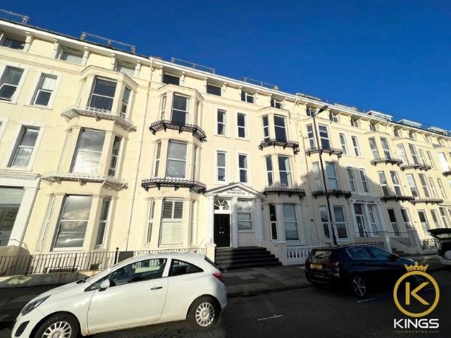 Apartment at South Parade, Portsmouth