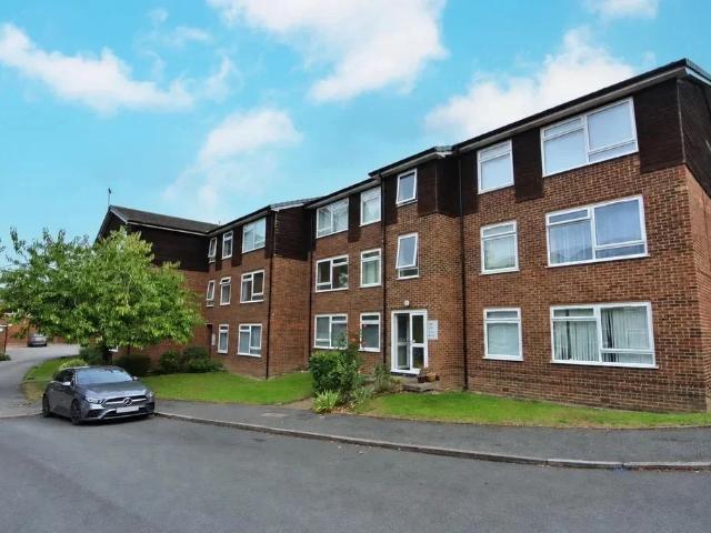 Apartment at South Road, Borough of Runnymede