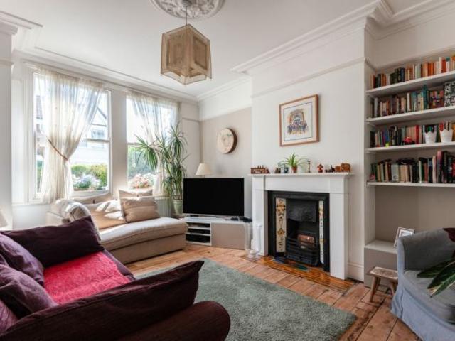 Apartment at Southcote Road, Greater London