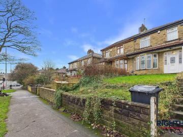 Apartment at Southfield Road, Bradford