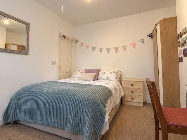 Apartment at Sommerville Road, Bristol