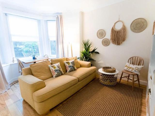 Apartment at Sauchiehall Street, Glasgow